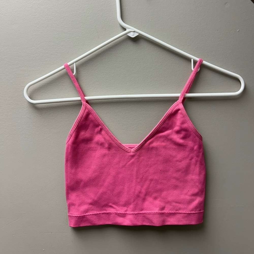 Garage Women’s Pink V Neck‎ Ribbed Cropped Tank Top